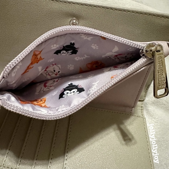 NWOT Loungefly Disney Cats Mini Backpack with Wallet and Lanyard Card Case Set main image 4